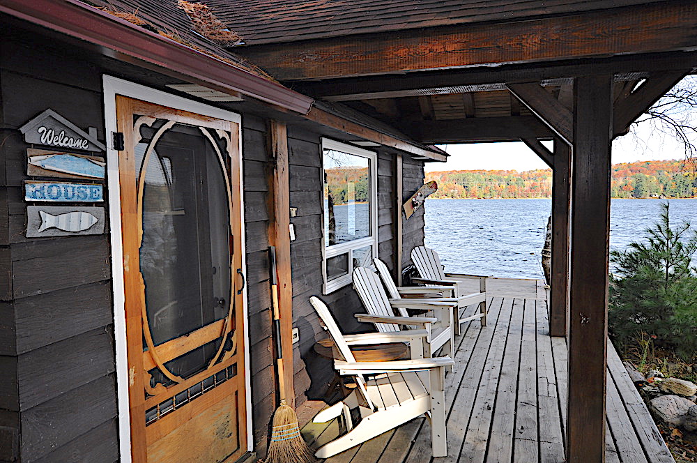 Boshkung Lake The Farley Lake House - Boathouse