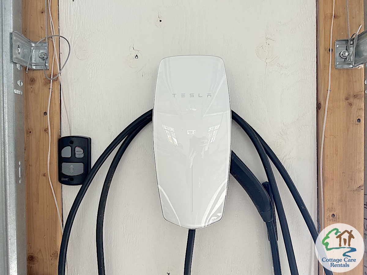 Oblong Beach House - Tesla charger in garage