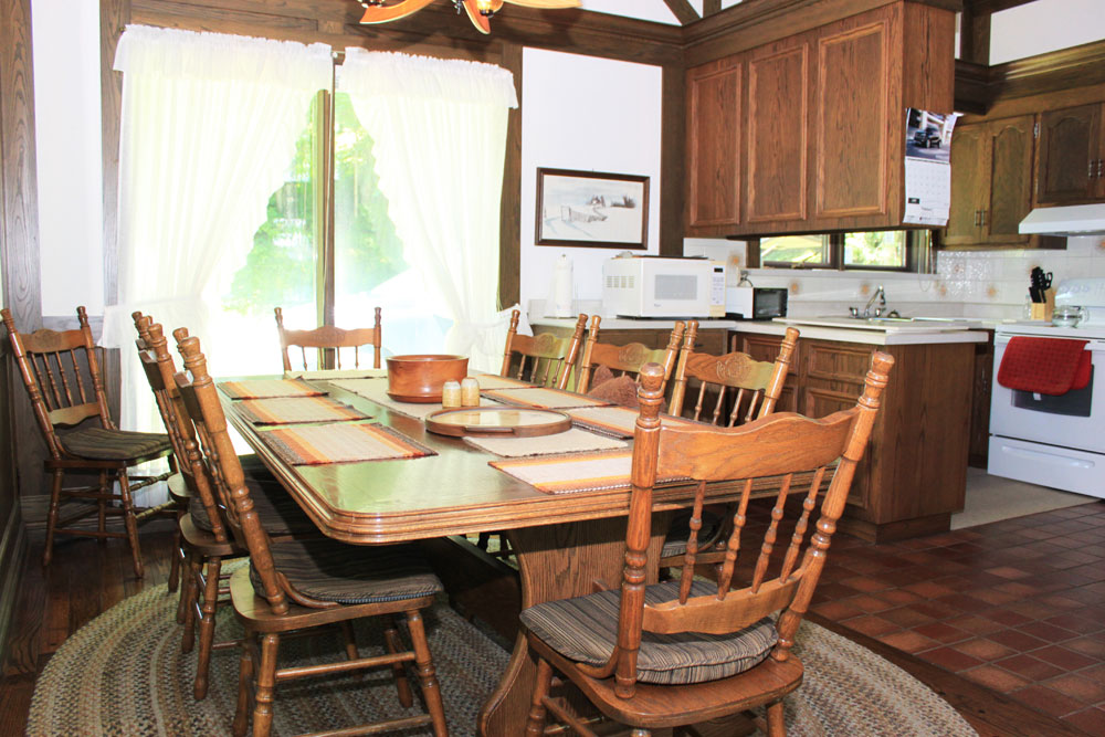 Spruce Lake Tranquility - Dining-area