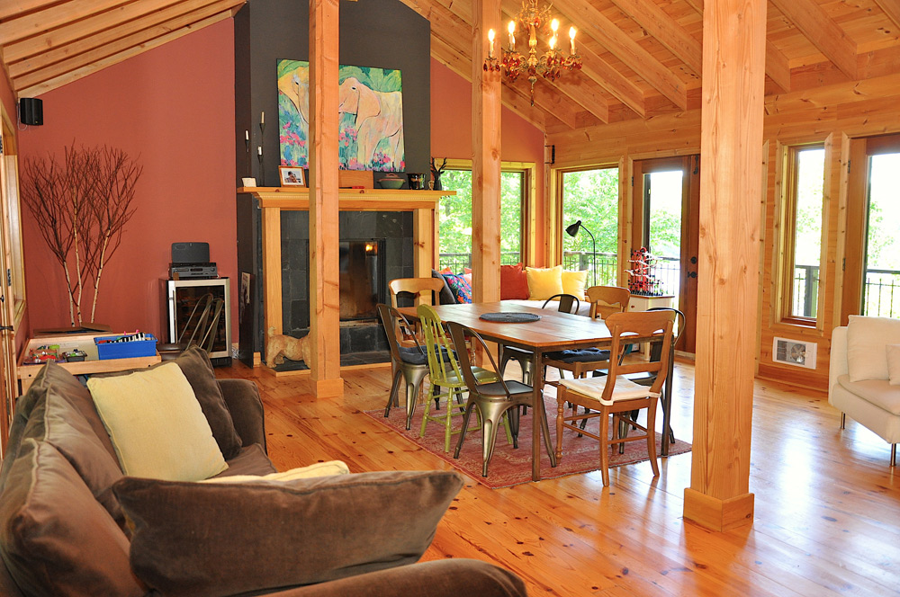 Lake of Bays Cottage - Skyfall - The-Great-Room