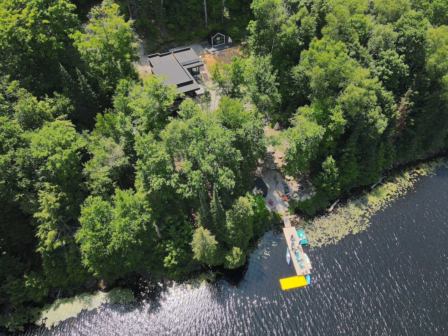 Growler Lake Deerwood Retreat - Aerial of Cottage and Lakefront