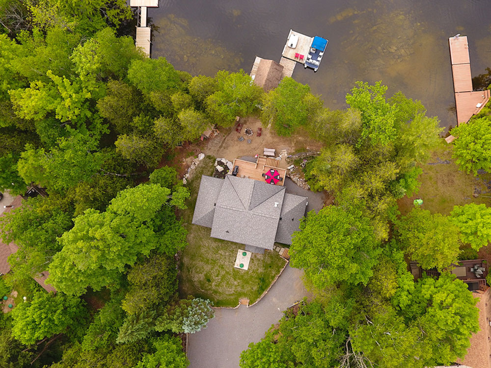 Crystal Lake Pirates Cove - Aerial view of the property