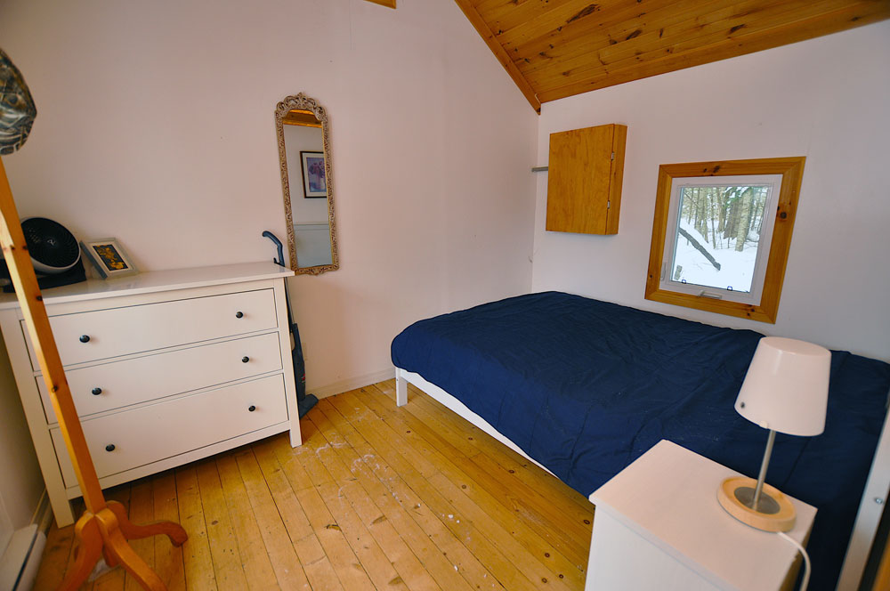 25 Guest-House-bedroom-1