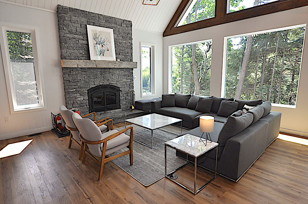 Tedious Lake Towering Trees - Living room