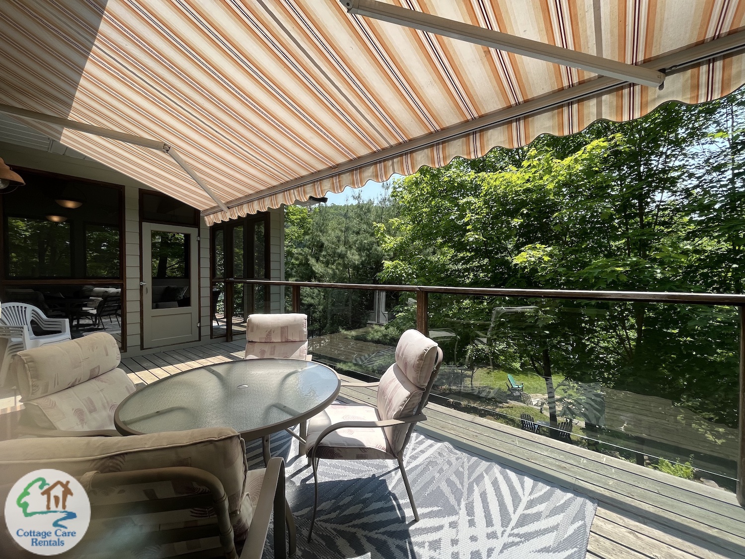 Miskwabi Lake Meadow Vale - Deck with Awning