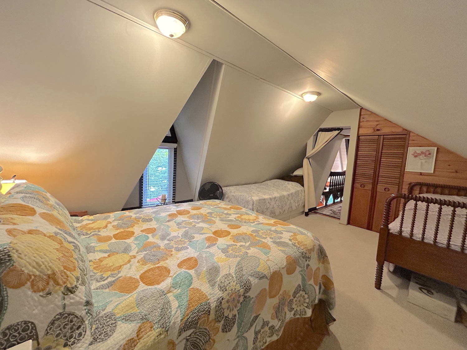 Eagle Lake Kazway Chalet - Upper Level Bedroom - Queen + 2 Singles